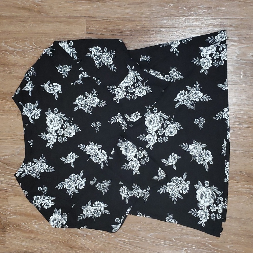 (M) Floral Casual Comfortable Oversized Loungewear Contemporary Minimalist